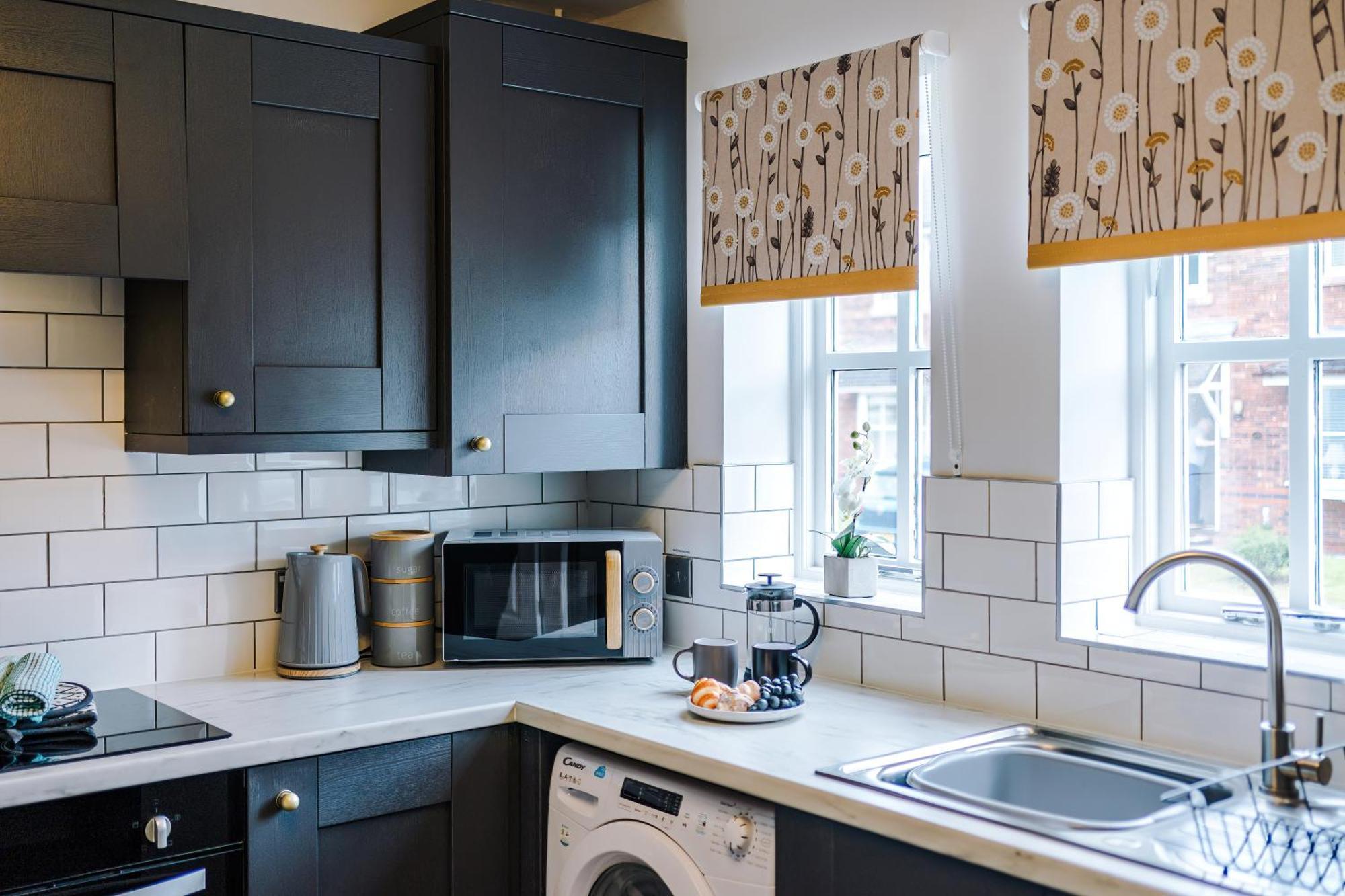 New! Stunning 3-bed In By 53 Degrees Property, Ideal For Groups, Free Parking! Chester